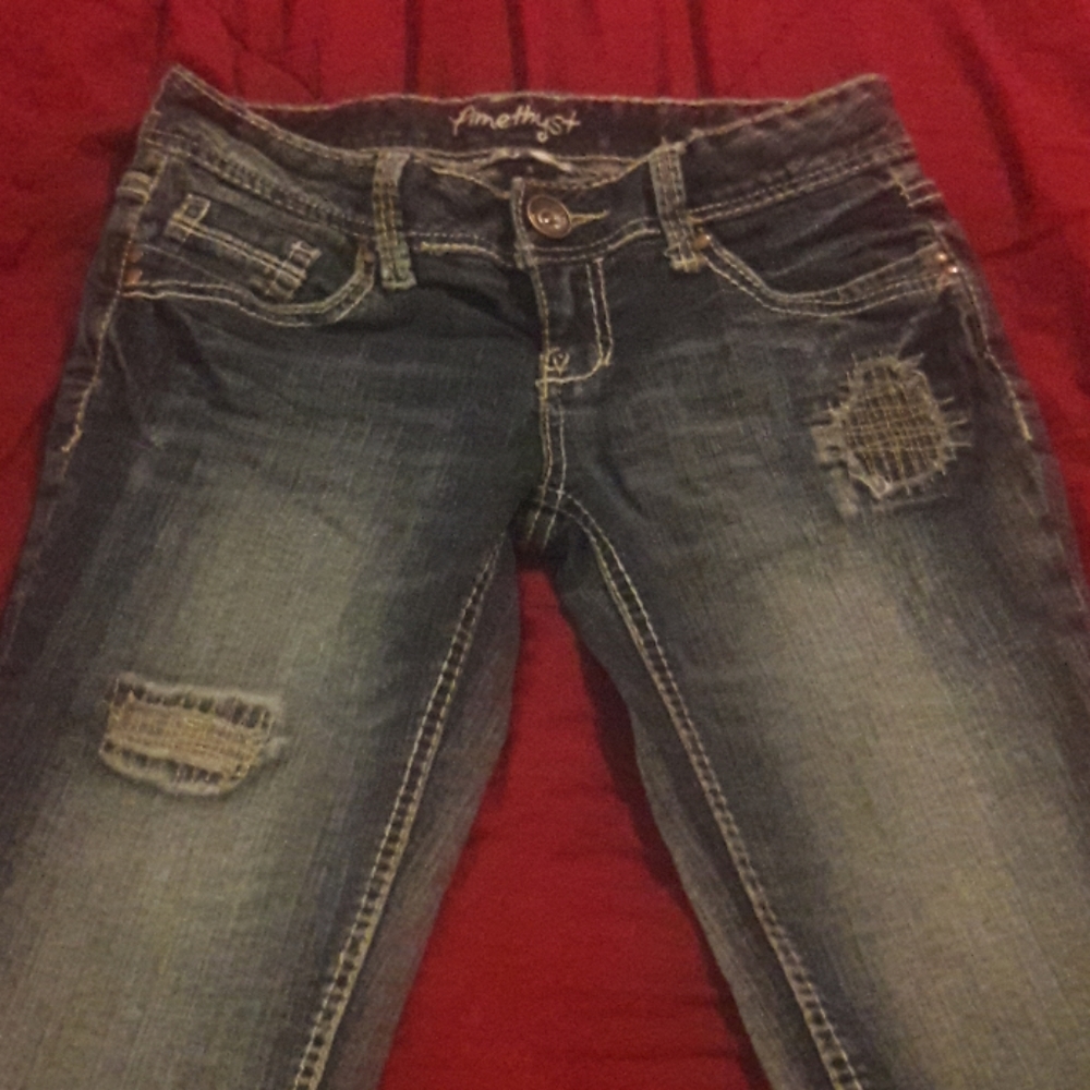 Amethyst Women's Capri Jeans